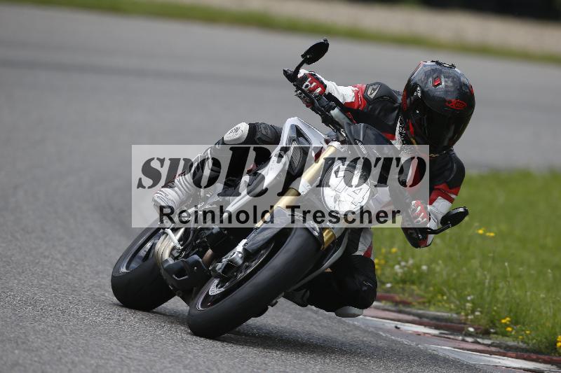 /Archiv-2024/29 12.06.2024 MOTO.CH Track Day ADR/Gruppe gelb/14